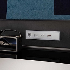 Рамка стеклянная Voltum S70 на 5 постов, (белый,матовый,стекло) VLS110502 2