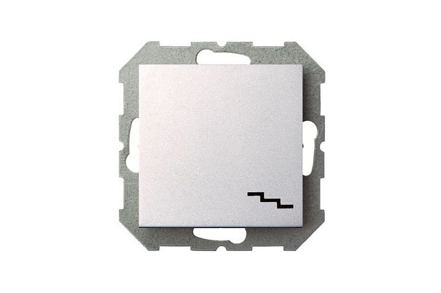Переключатель одноклавишный Liregus Epsilon серебро 28-177 Фото № 4