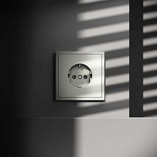 Розетка встраиваемая Voltum S70 с заземлением и защитными шторками, 16А, (сталь) VLS040205 5