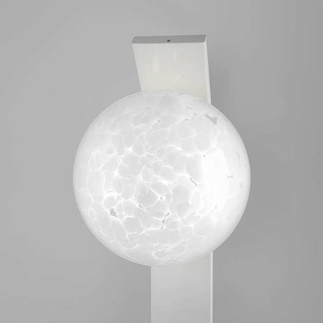 Бра Eurosvet Luxor 40019/1 белый Фото № 4