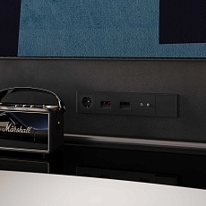 Розетка акустическая встраиваемая Voltum S70 4-местная, (черный матовый) VLS060308 5