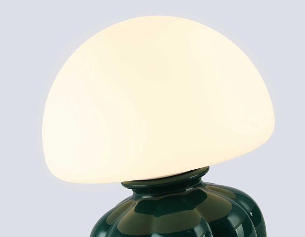 Настольная лампа Ambrella Light HIGH LIGHT LH53249 изображение 2 Настольная лампа Ambrella Light HIGH LIGHT LH53249 Фото № 2