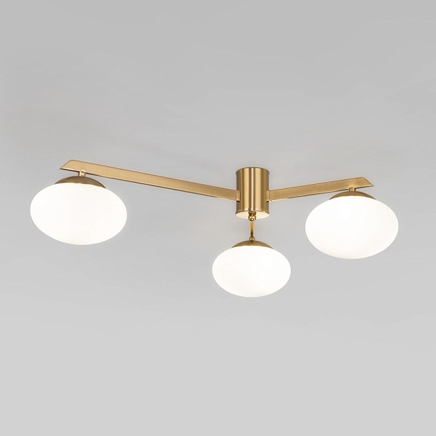 Потолочная люстра Eurosvet Opaline 70220/3 латунь изображение 1 Потолочная люстра Eurosvet Opaline 70220/3 латунь Фото № 1